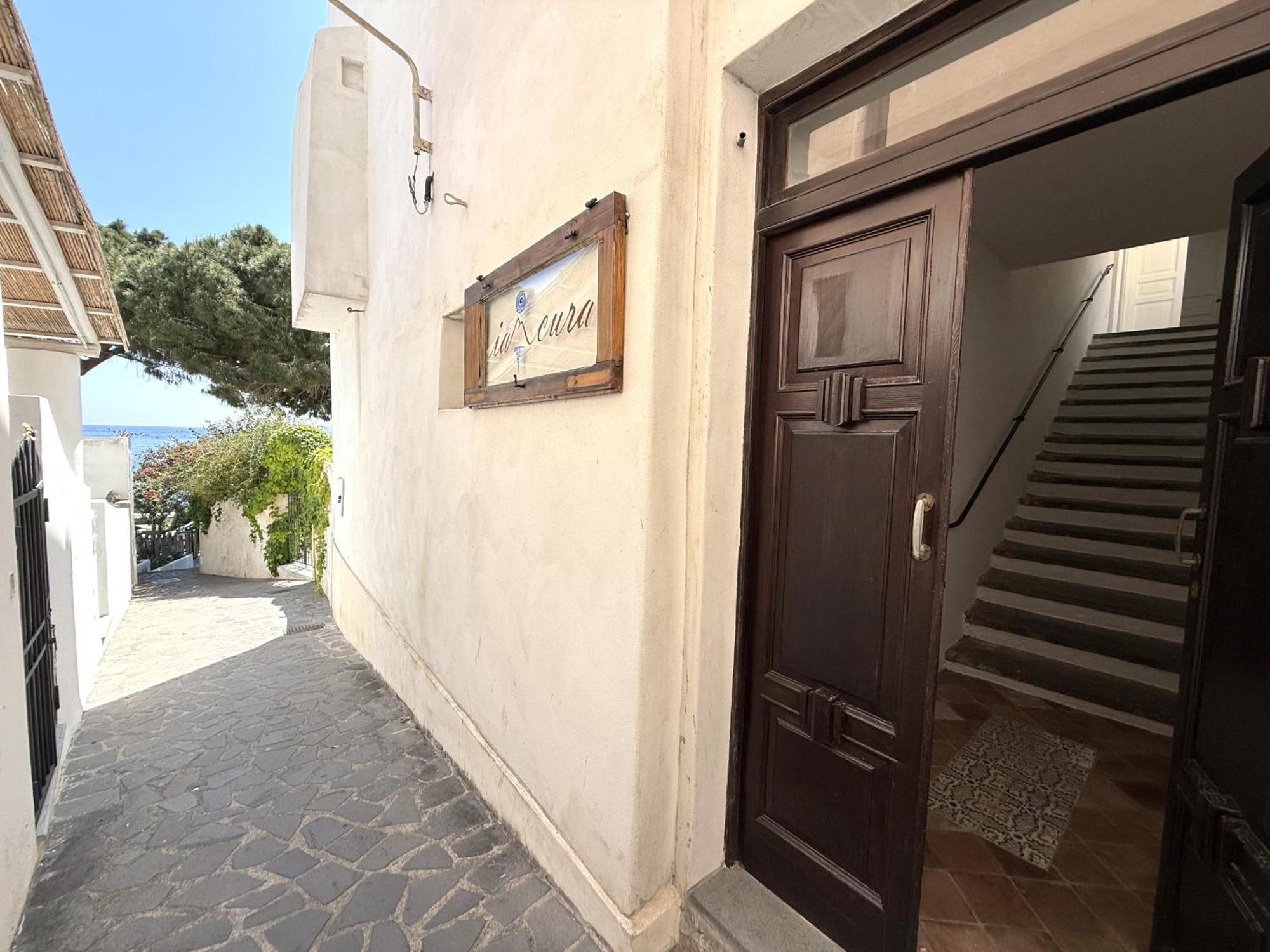 Iancura - B&B Di Design A Salina Santa Marina Salina Εξωτερικό φωτογραφία